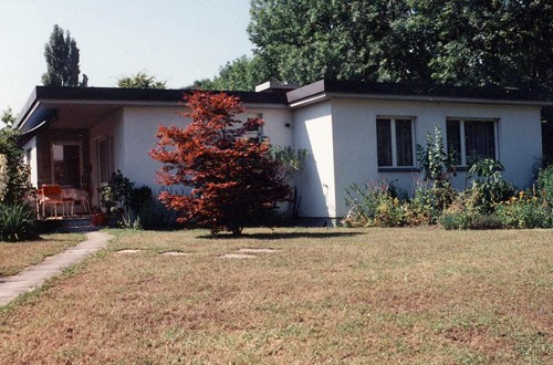 Pfarrhaus bei der Kirche