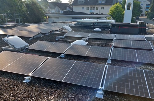 Photovoltaik-Anlage auf dem Pfarreizentrum